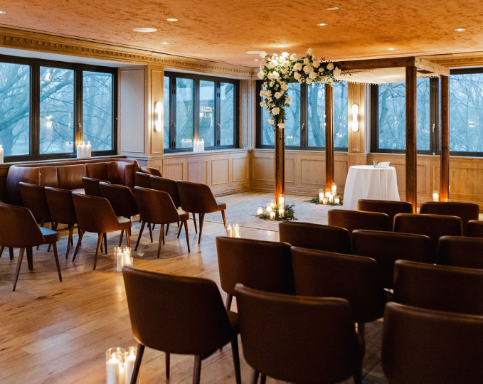 Louis XIII Salon